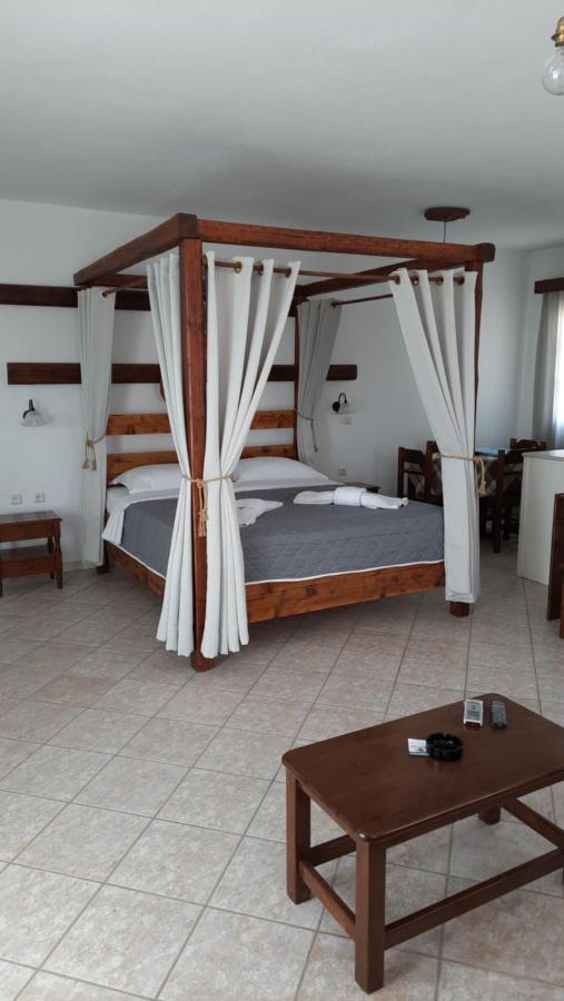 Mylos Hotel Vívlos 外观 照片